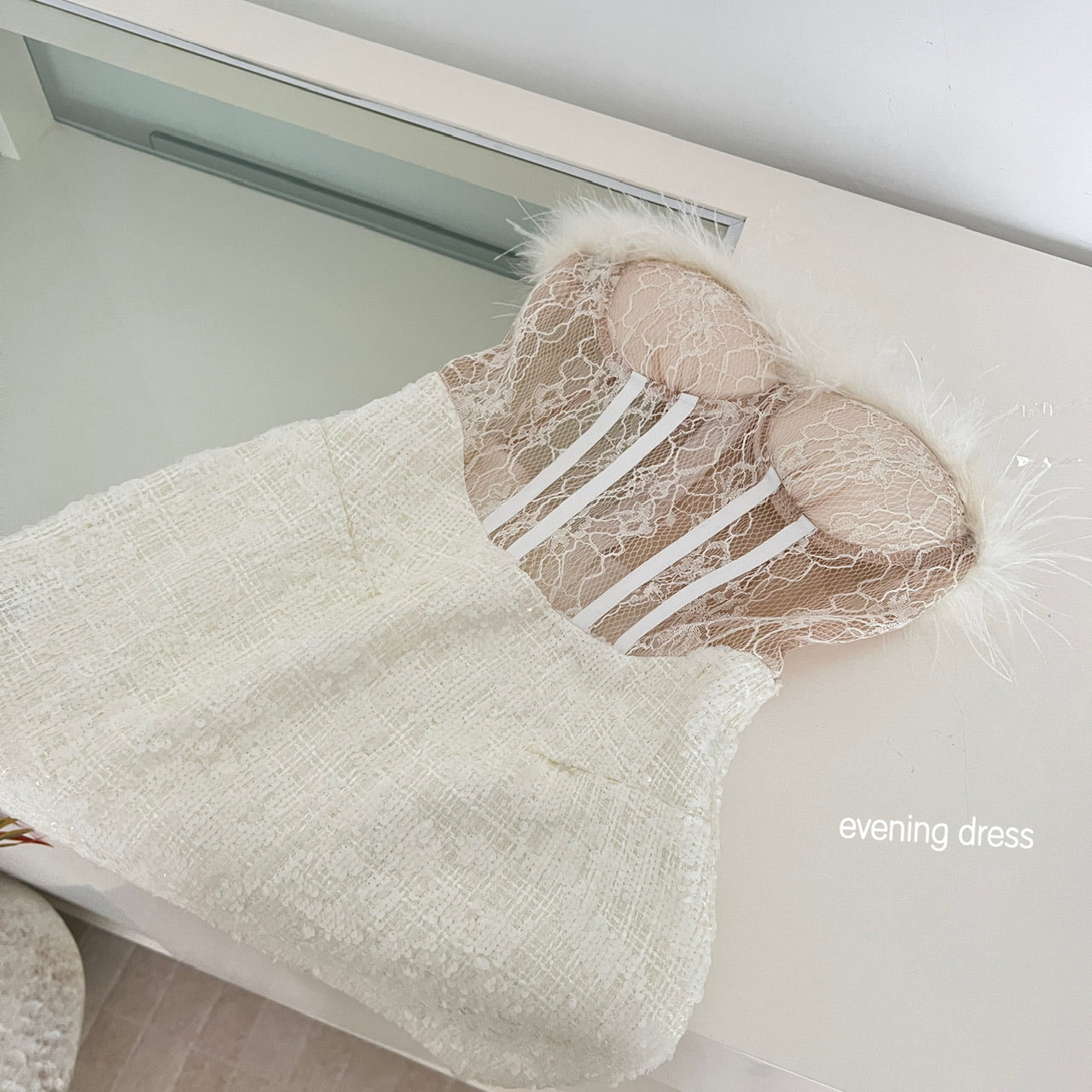 Women's French Strapless Bodycon Dress Lace Fur Trim Splicing Mini Dress For Birthday Dinner Club Night